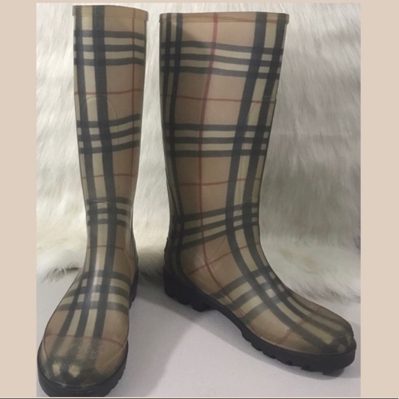 Burberry Shoes - Burberry Classic Nova Check Rubber Rain Boots - 5